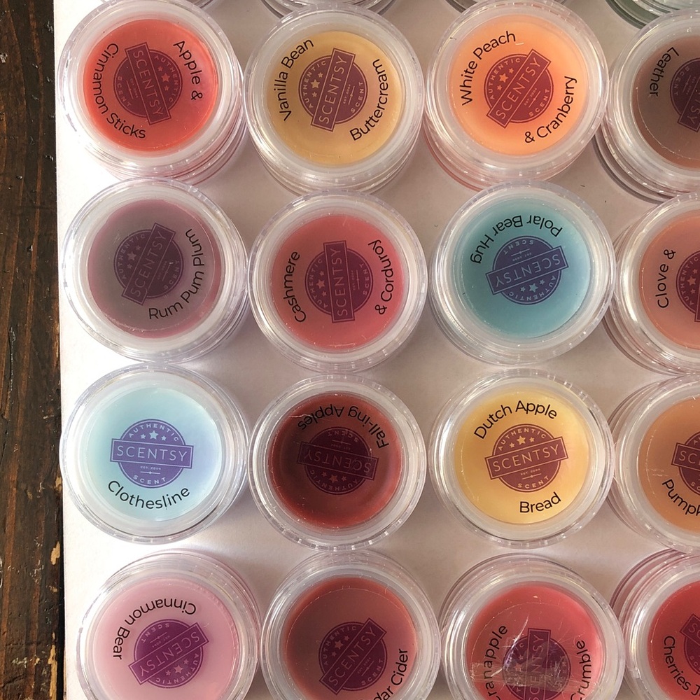 Scentsy Samples of 70 - Picture 5 of 7